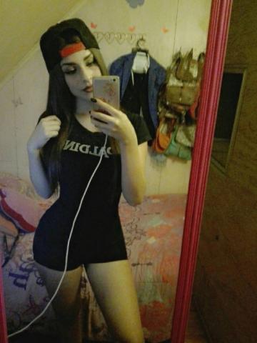 Тая